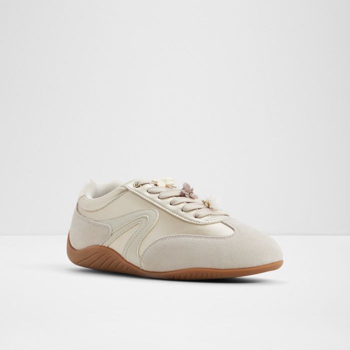 MAXIE-710-GOLD-L Perf Shoes