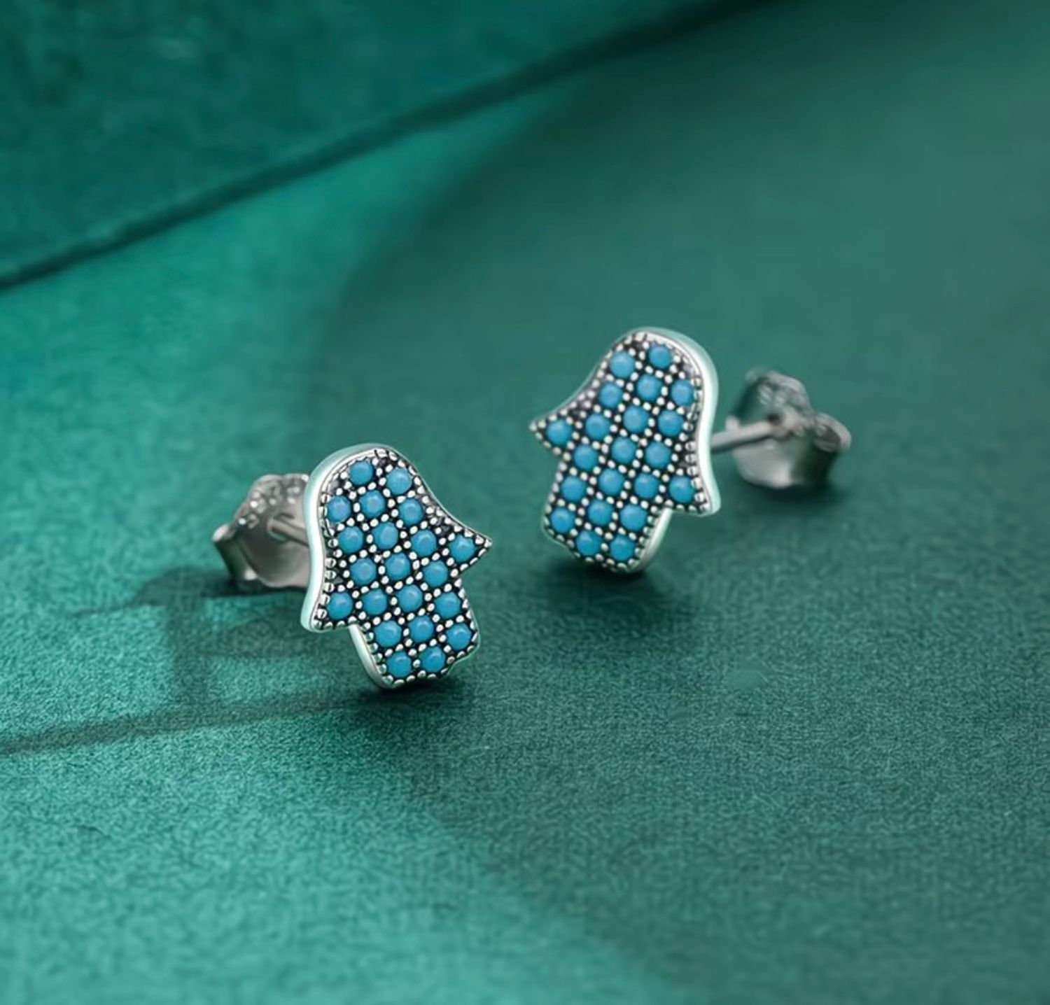 Хамса оюу ээмэг