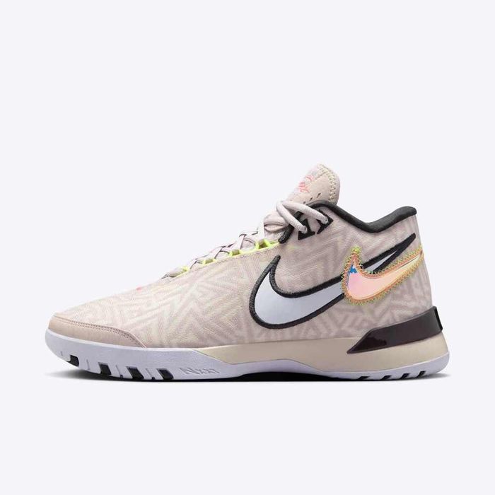 Nike LBJ NXXT Genisus