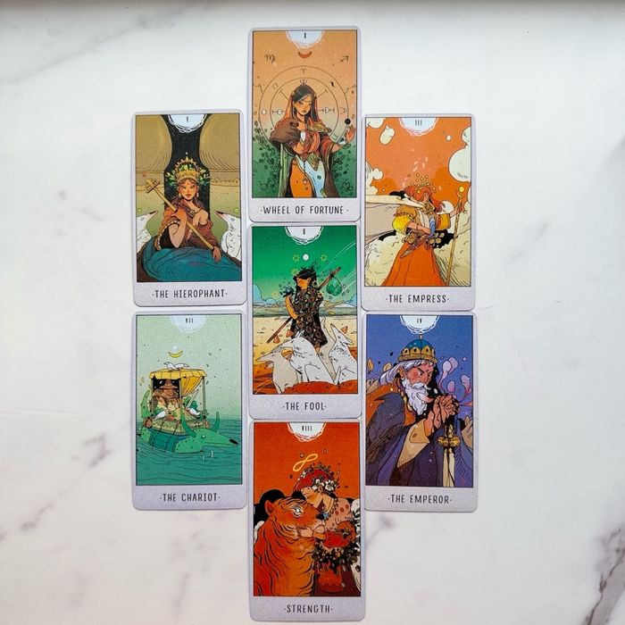 White Numen Tarot (төмөр савтай)