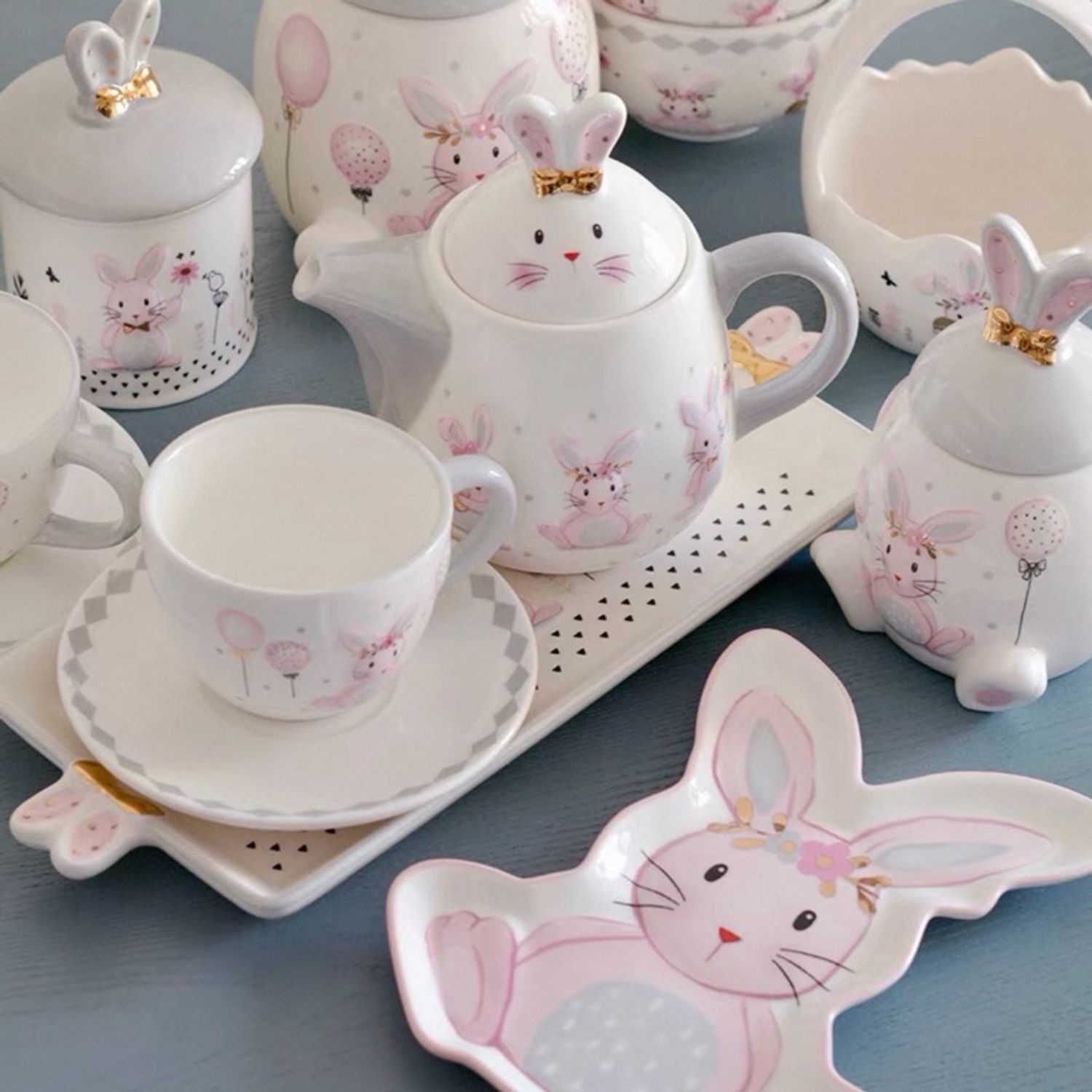 Туулайтай шаазан сет