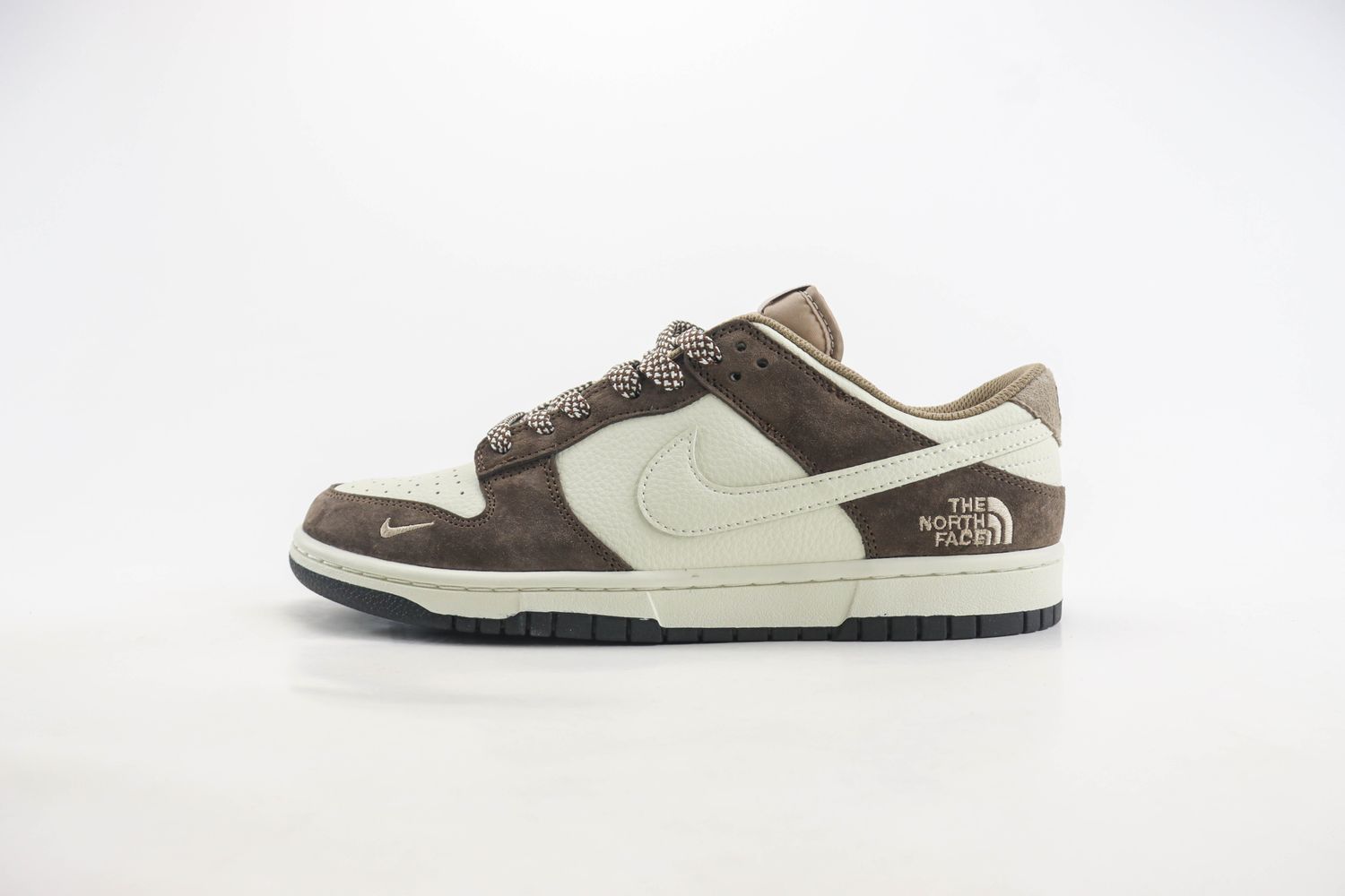 Nike SB Dunk Low x  The North Face 13 
