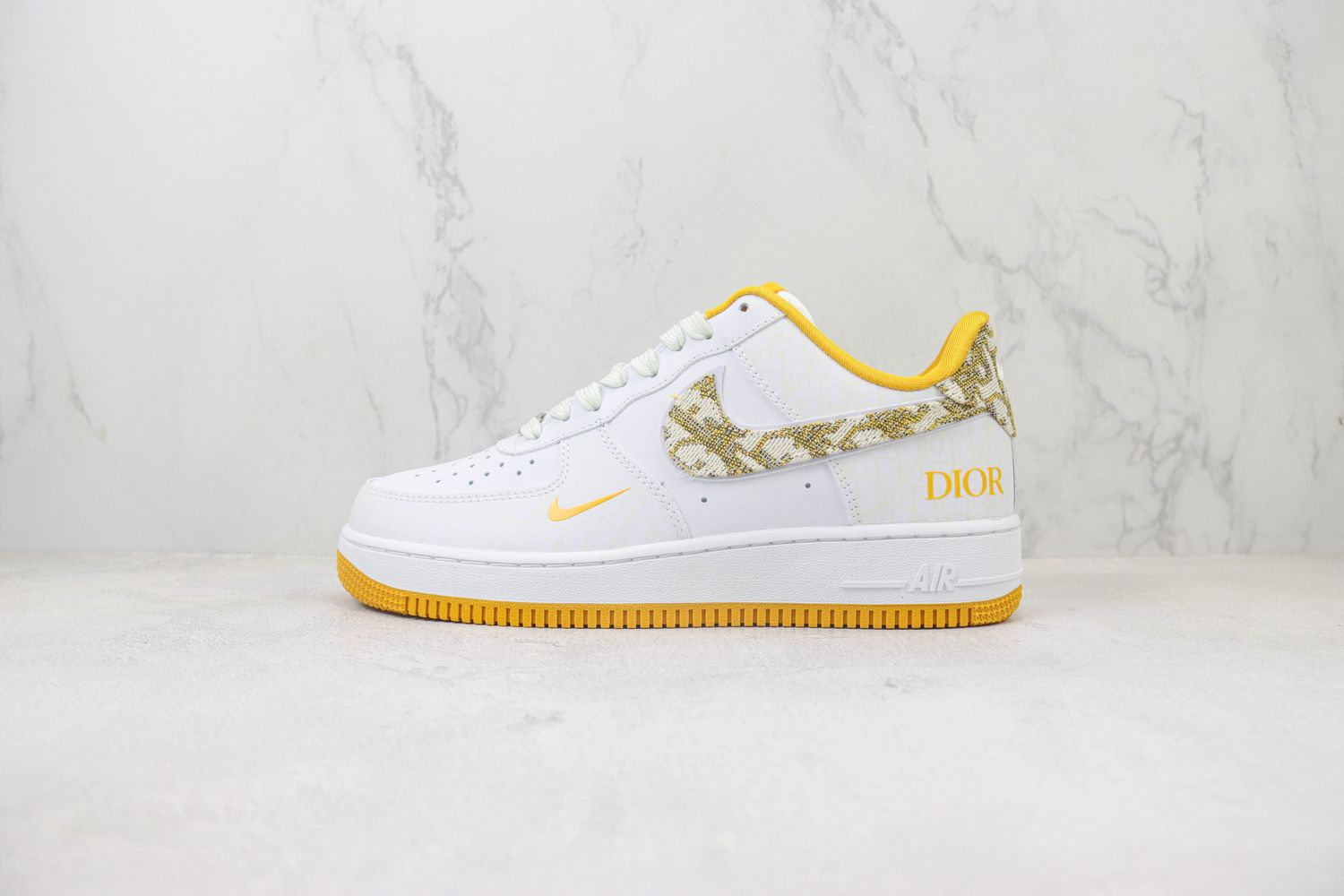 Nike Airforce 1 Low x Dior 20