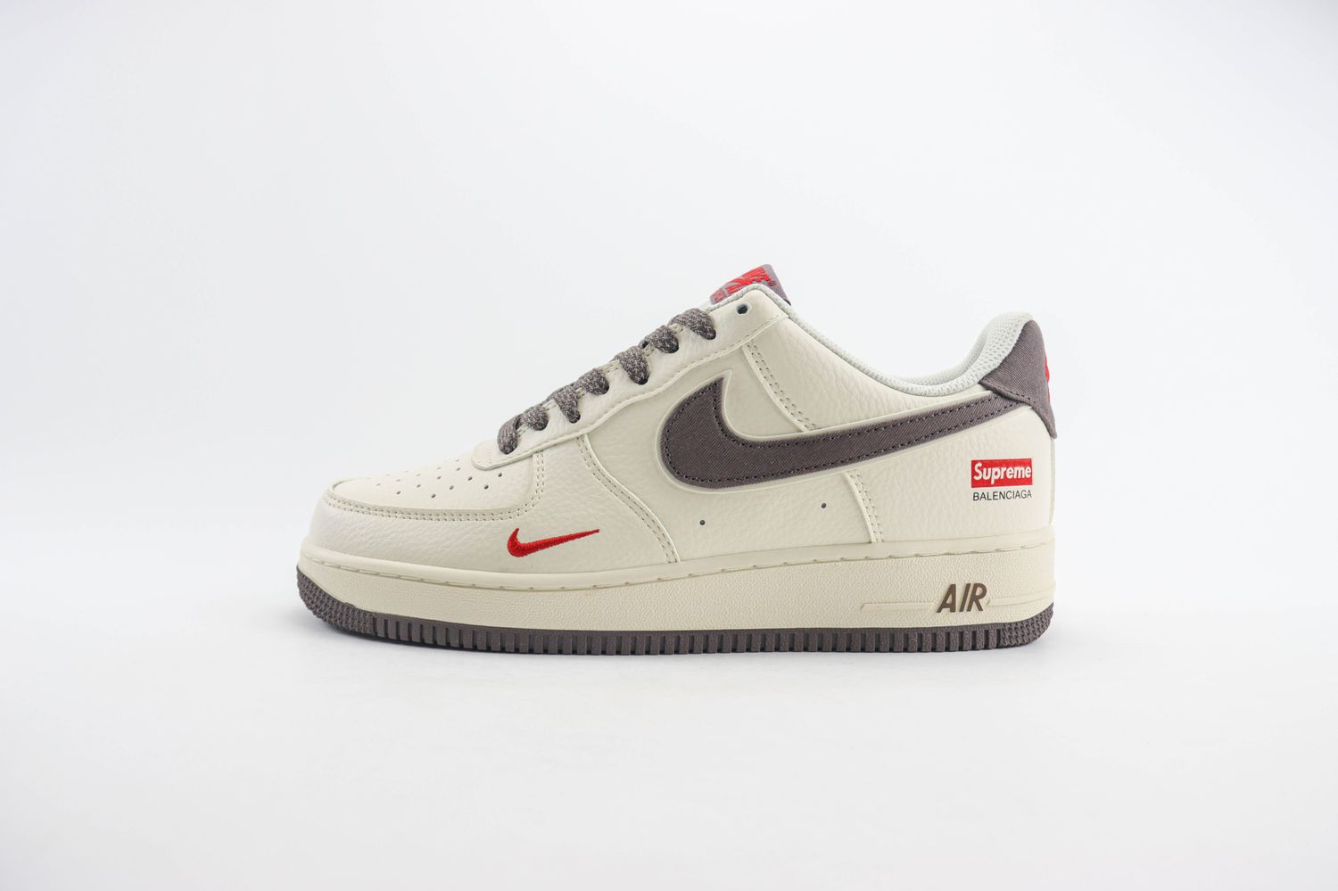 Nike Air Force 1 Low x supreme 87