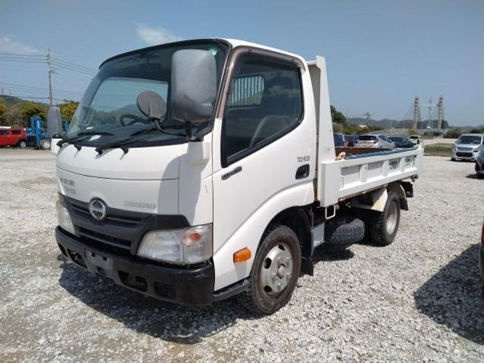 Hino Dutro dump truck