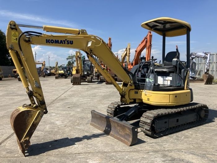 Komatsu PC30 excavator