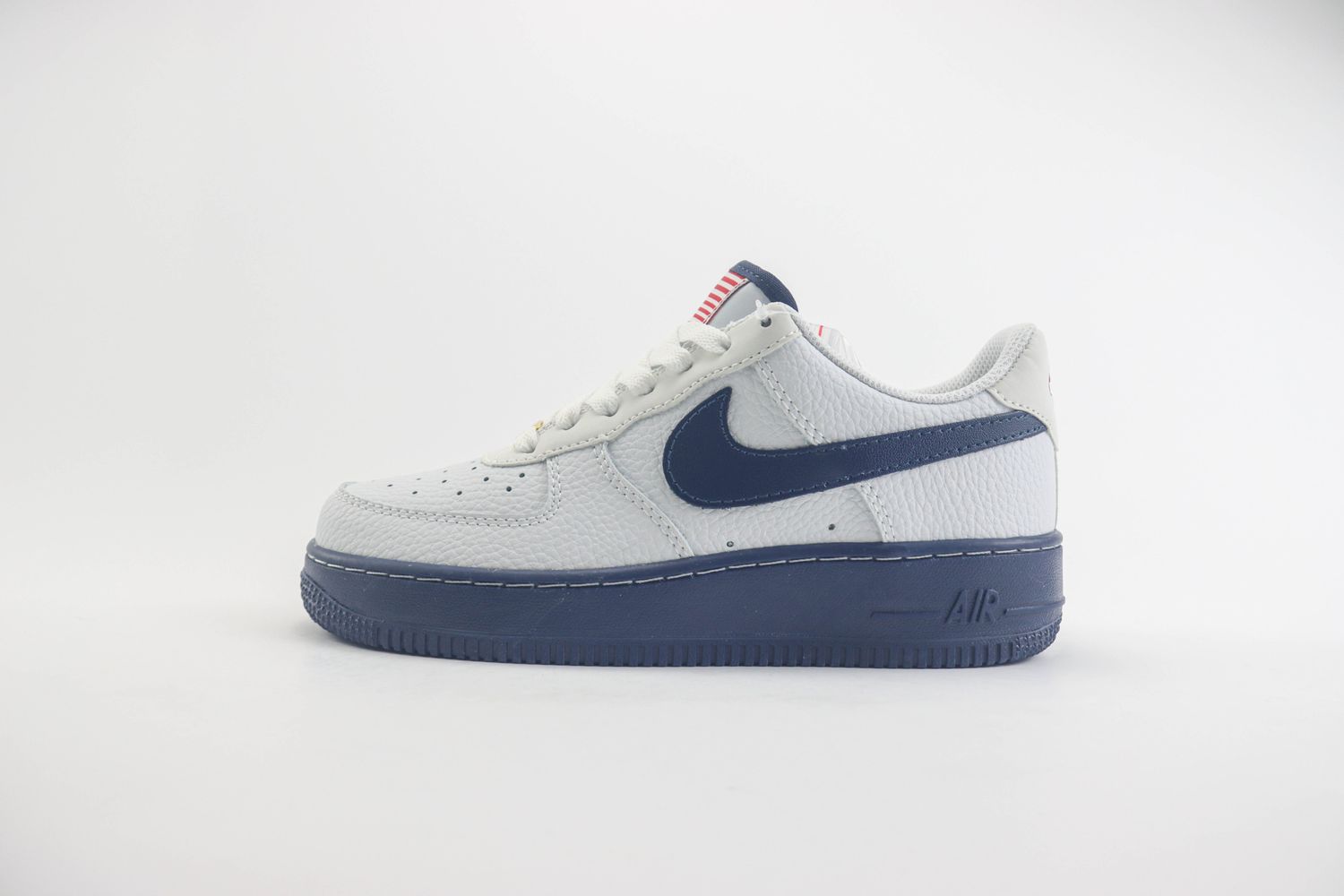 Nike Air Force 1 '07 LV8 Low USA