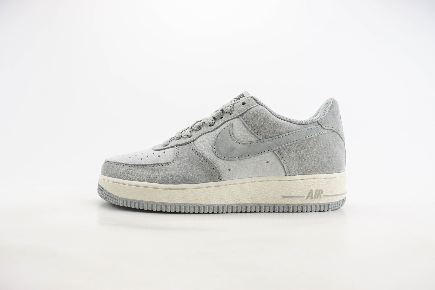 Nike Air Force 1 low Light Smoke Grey