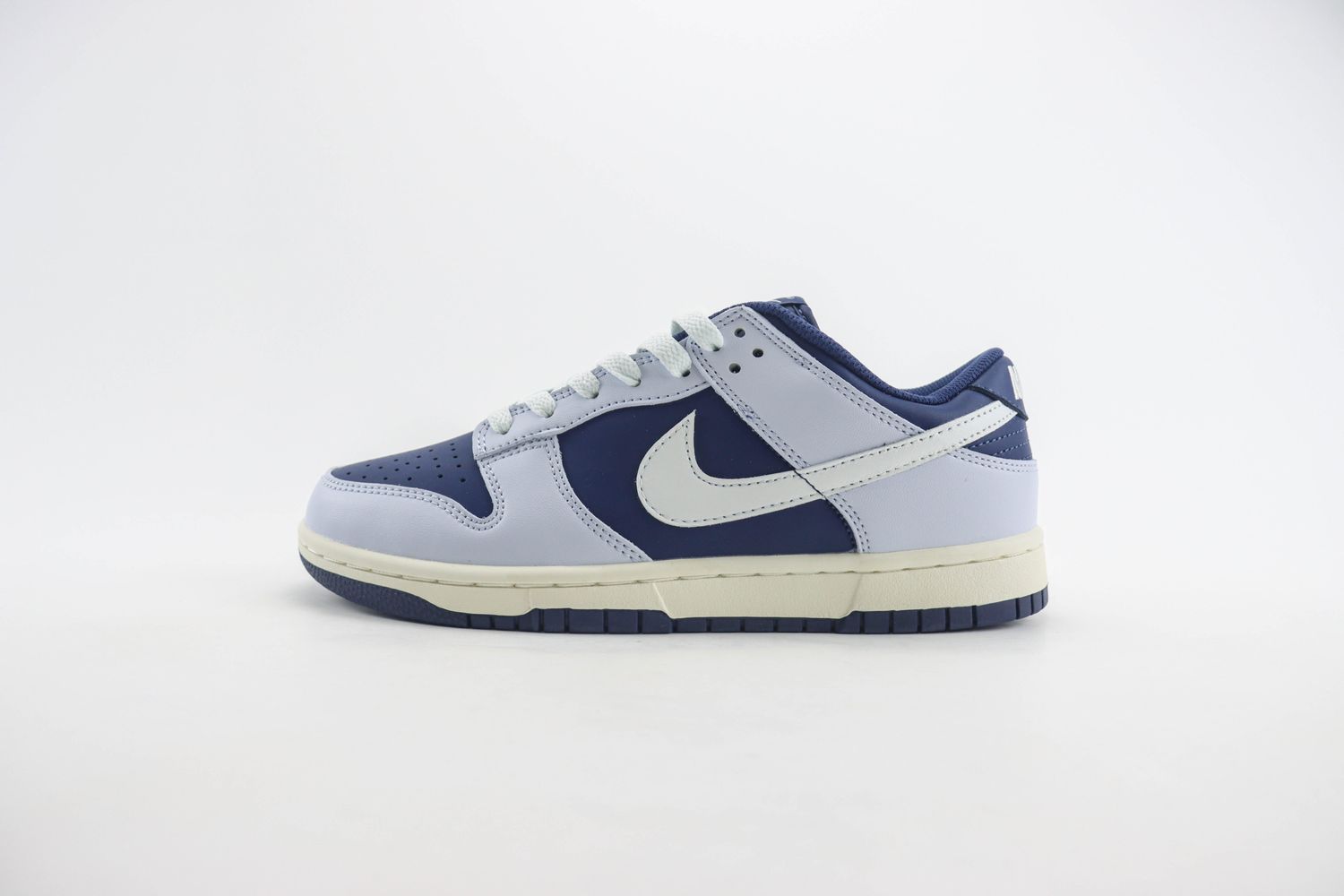 Nike Dunk Low GS Georgetown Football Grey Blue White 