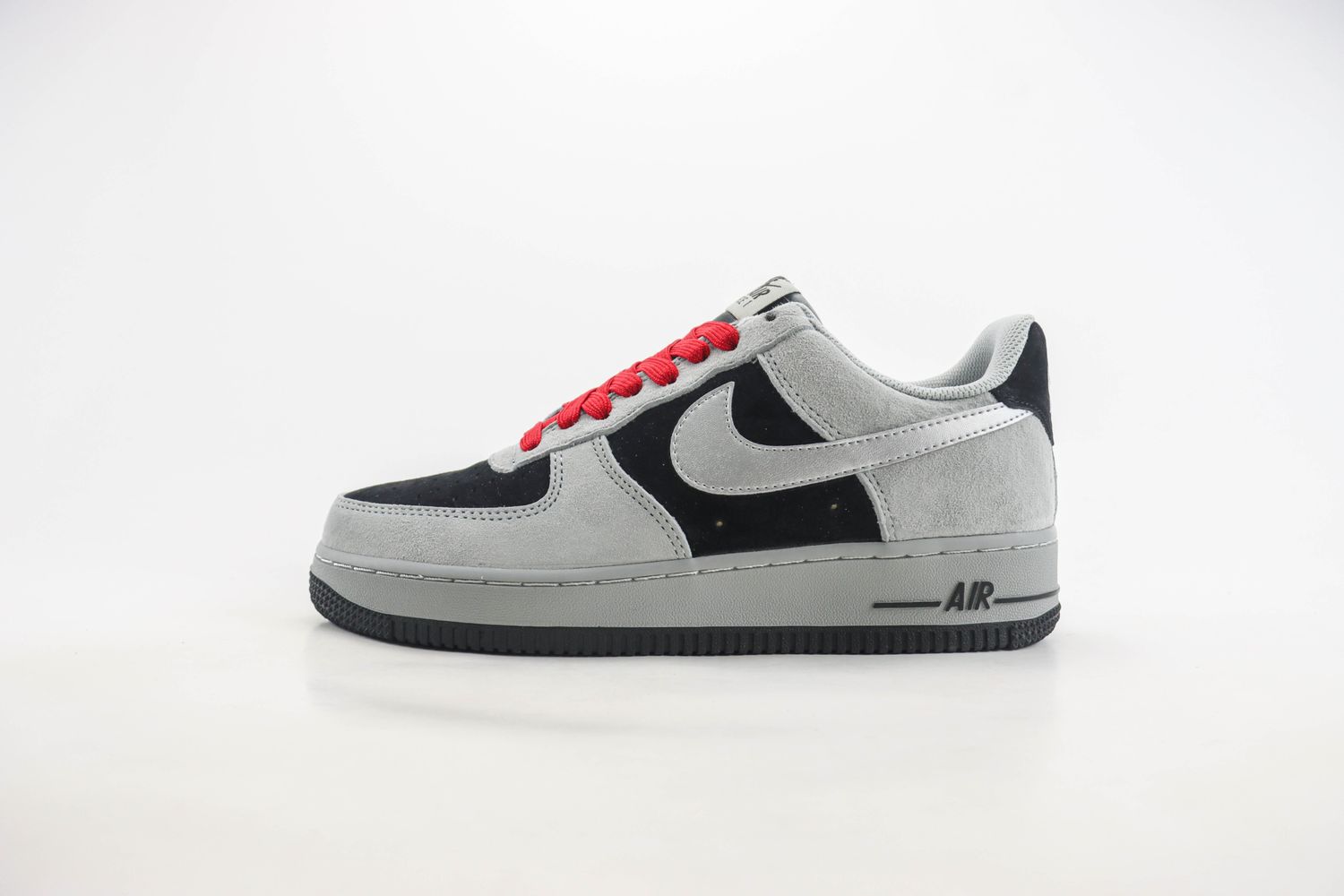 Nike AIR FORCE 1 LOW 07 X AKIRA LIGHT GREY/BLACK/RED 