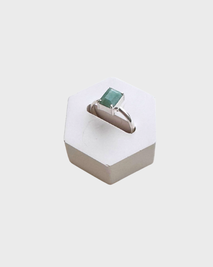 Green aventurine ring/Ногоон Авентурин бөгж