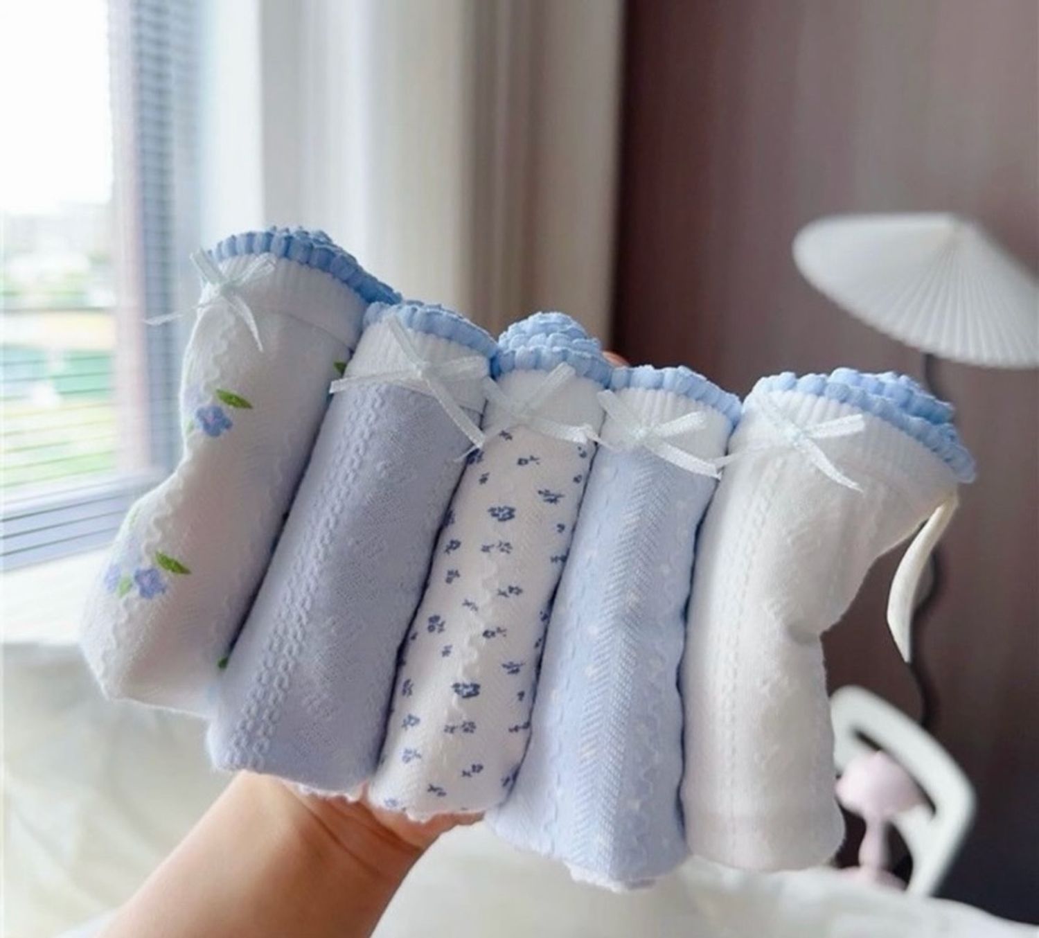 daawuun 5hos ( thong artai)