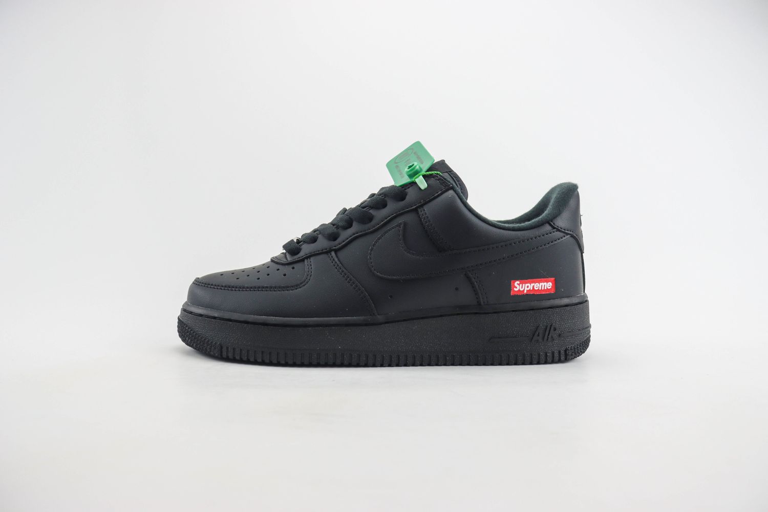 Nike Air Force 1 Low x supreme 86