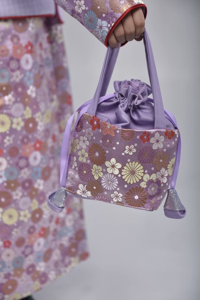 Торгон цүнх 