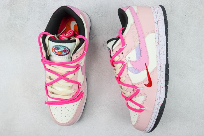Nike Dunk Low 'Berry Sweetheart'