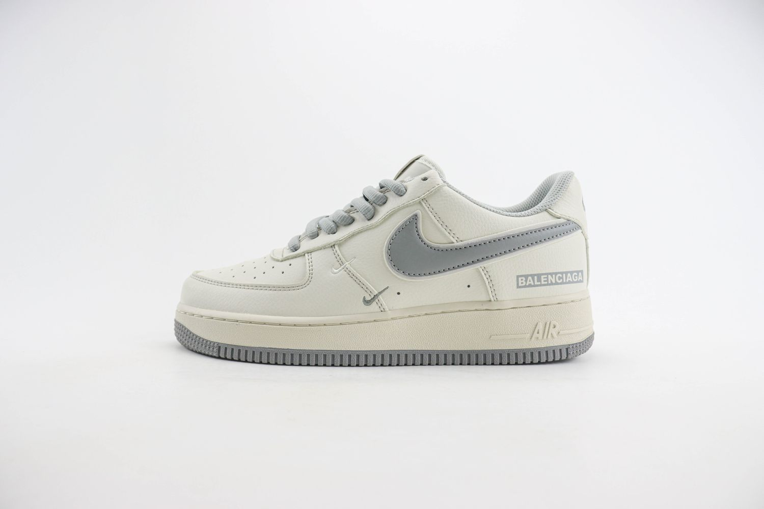 Nike Air Force 1 Low x Balenciaga 02