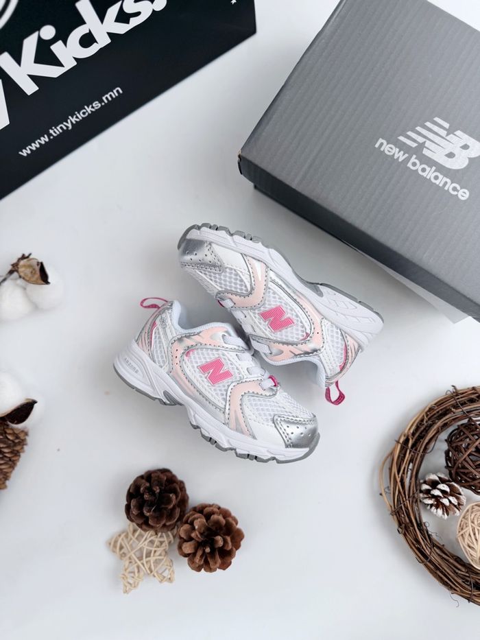 New Balance 530 Pink White