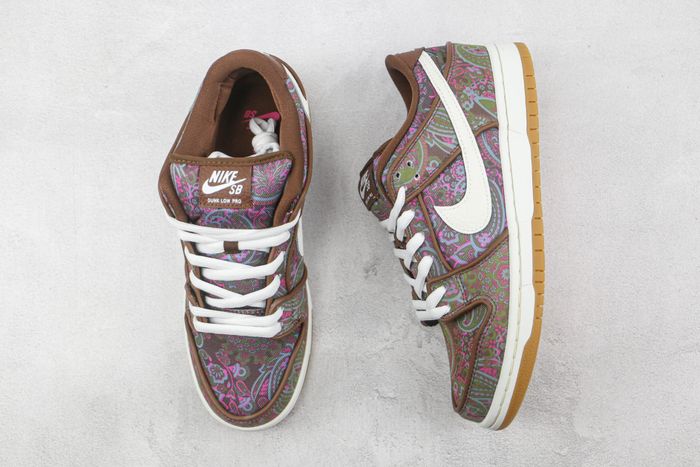 Nike SB Dunk Low “Paisley”