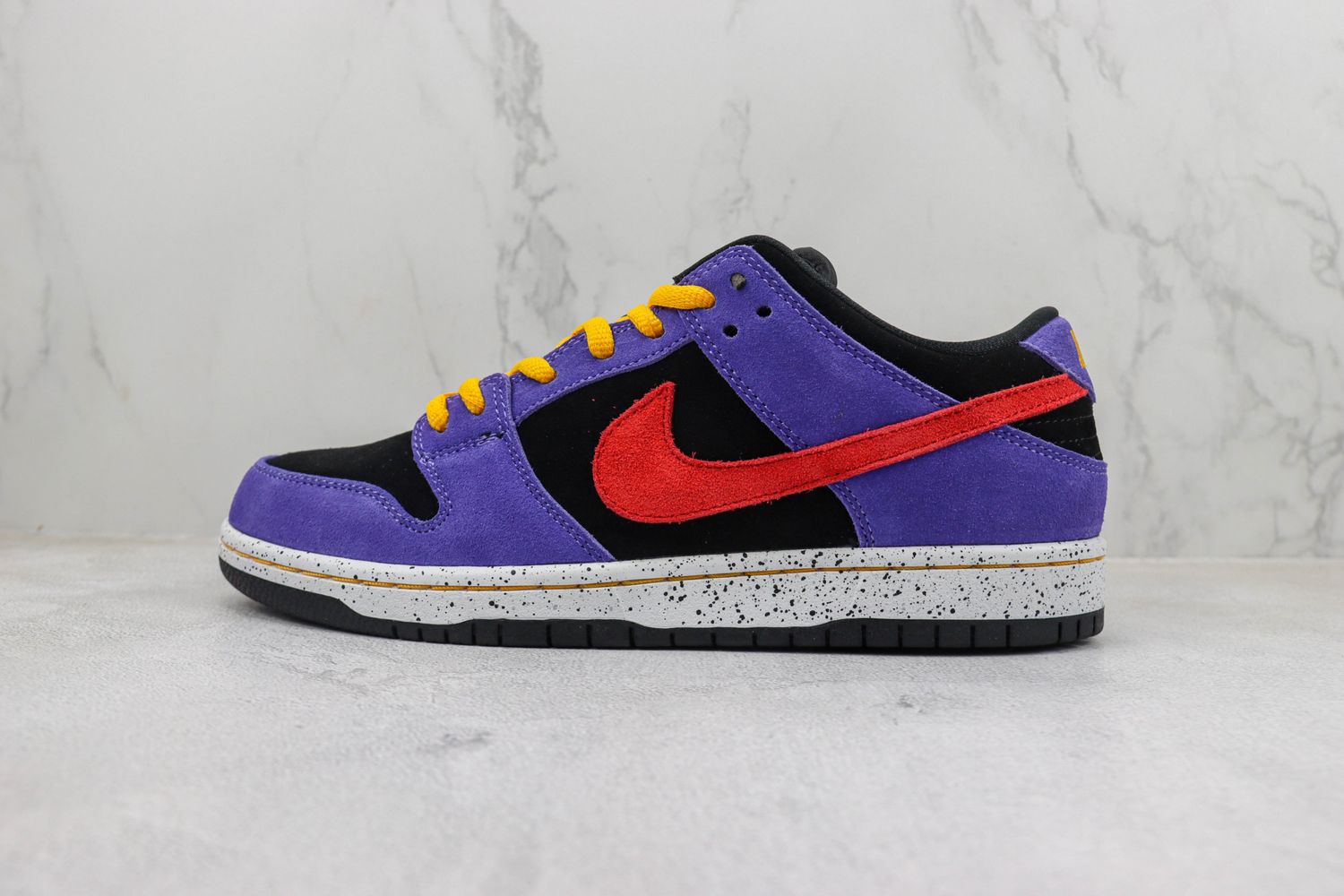 Nike SB Dunk Low "ACG Terra" 