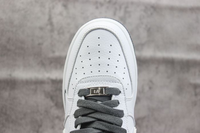 Nike Air Force 1 Low x Kith 01