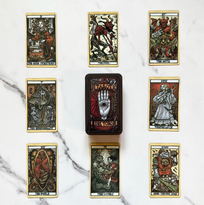 Tarot Del Toro төмөр савтай
