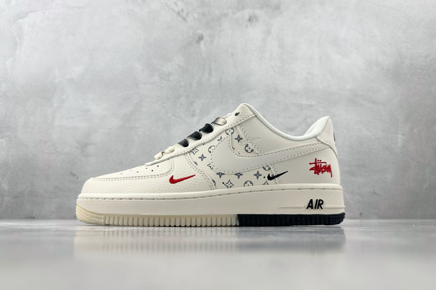 Nike Airforce 1 Low x Stussy 16