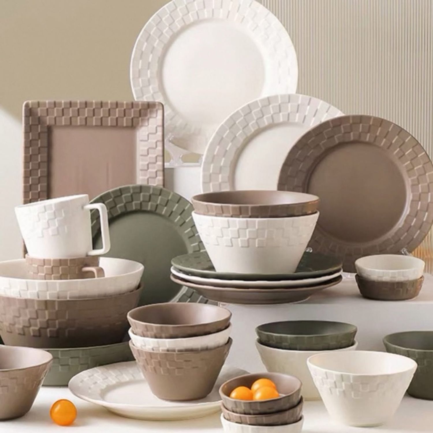 Дөрвөлжин хээтэй аяга таваг сет