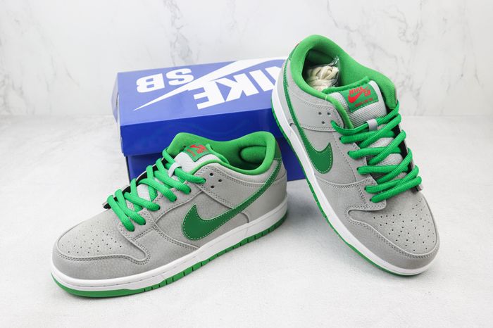 Nike Sb Dunk Low Medusa