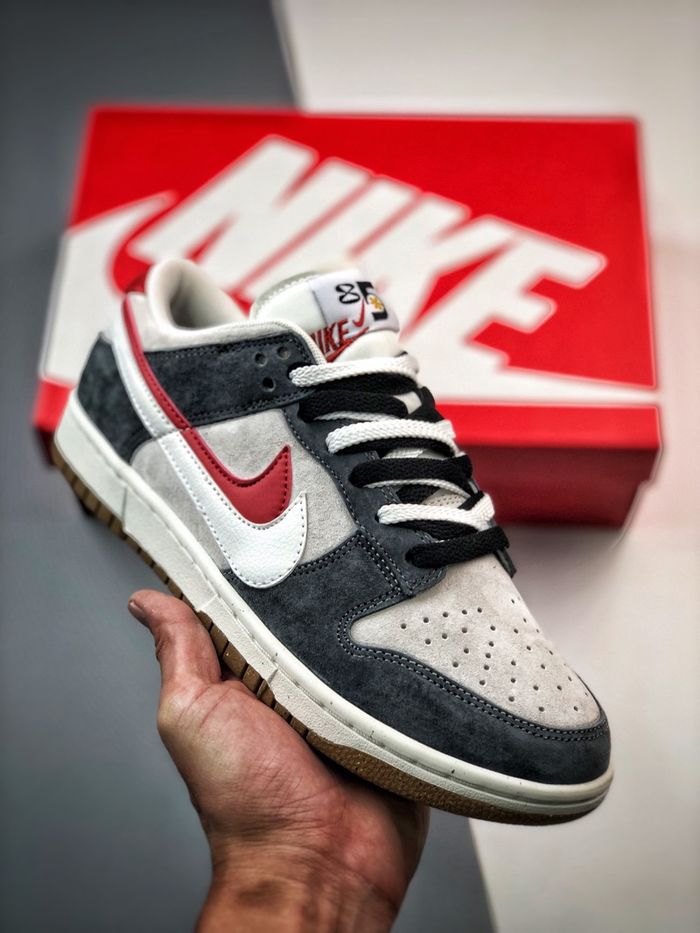 Nike Dunk Low SE 85 “Double Swoosh”🪂