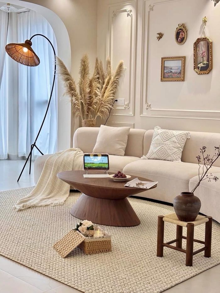 Зуйван модон ширээ