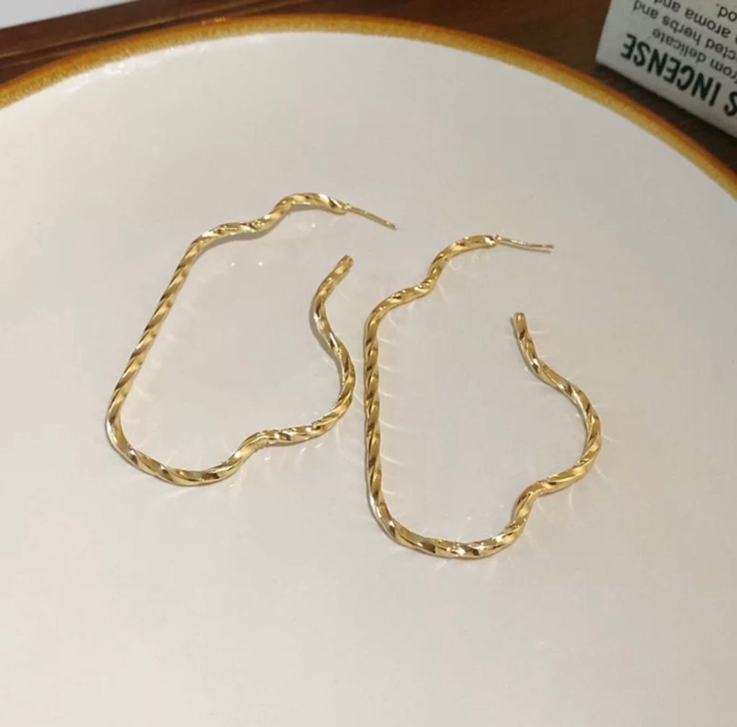 Том цагираг