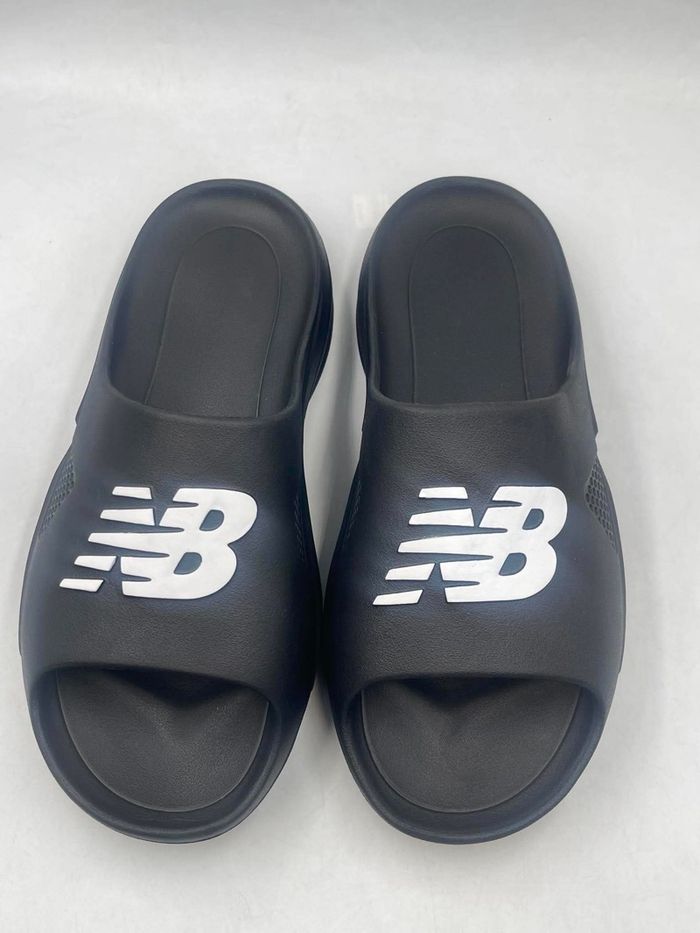 New balance black