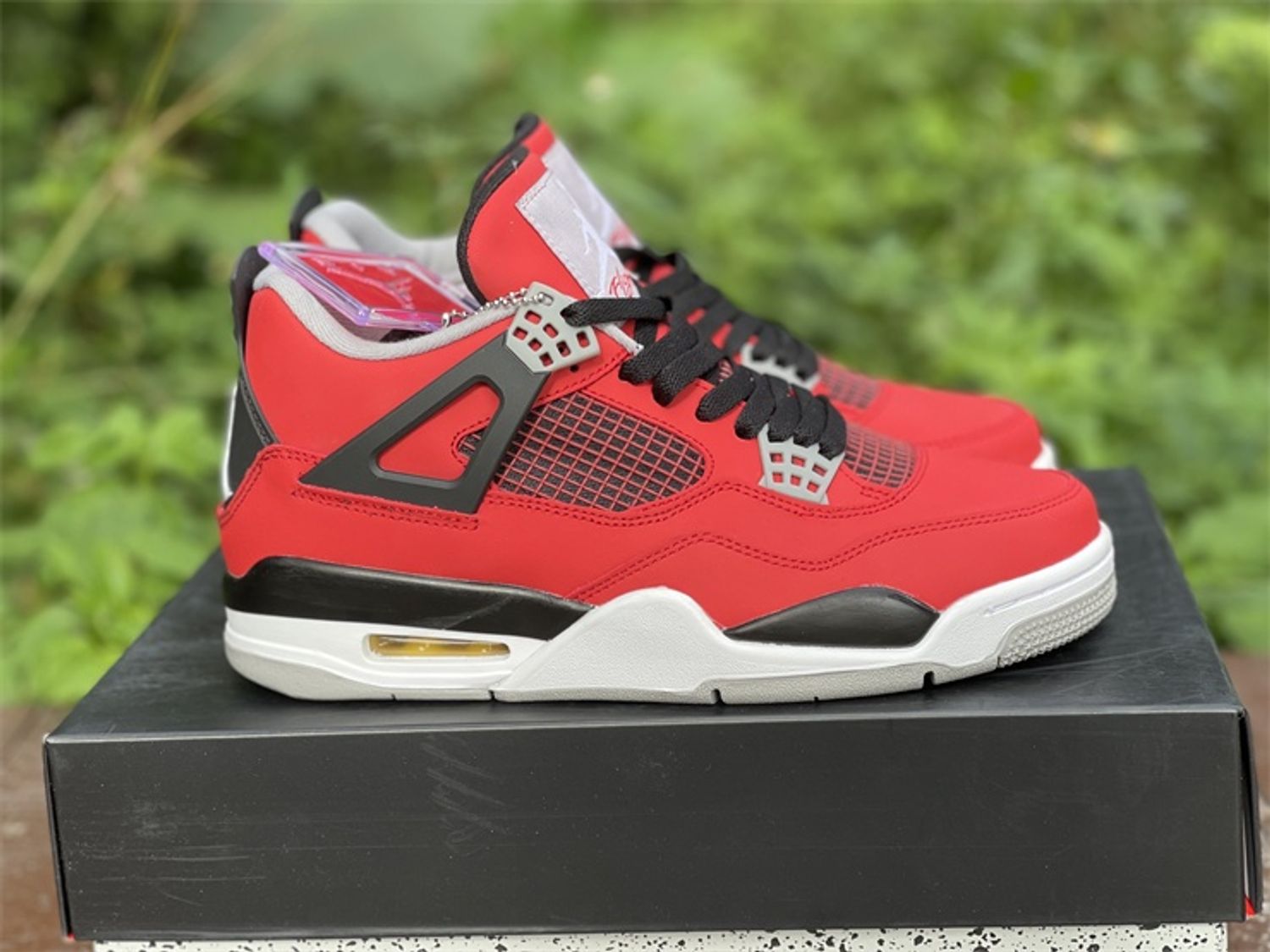 AIR JORDAN 4 RETRO TORO BRAVO 
