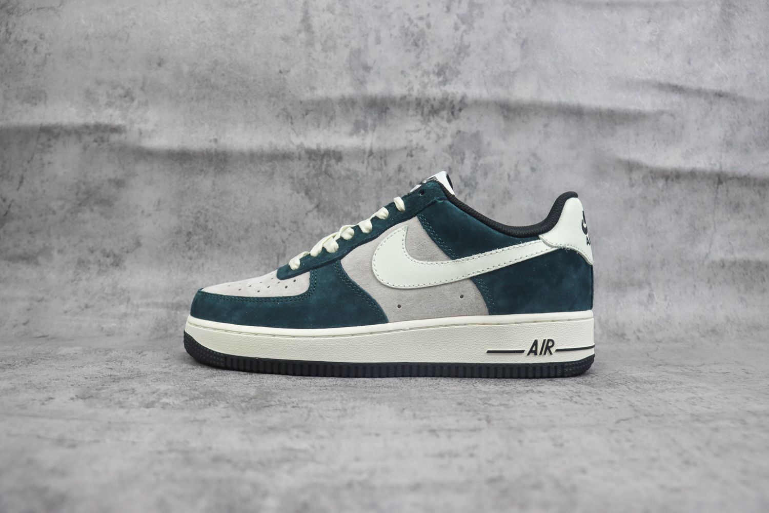 Nike Air Force 1 Low 378