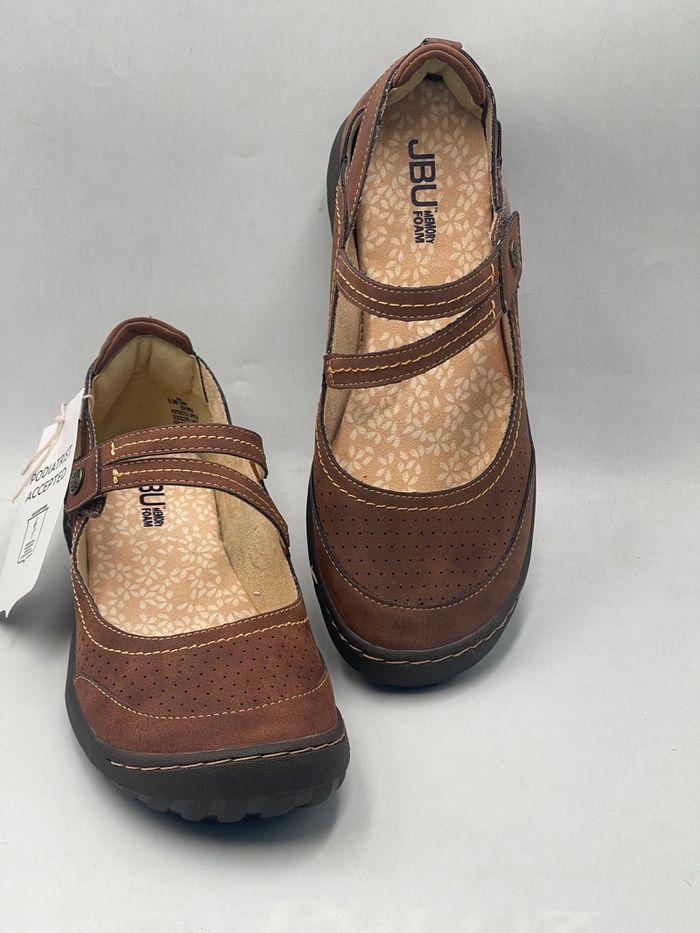Jambu brown