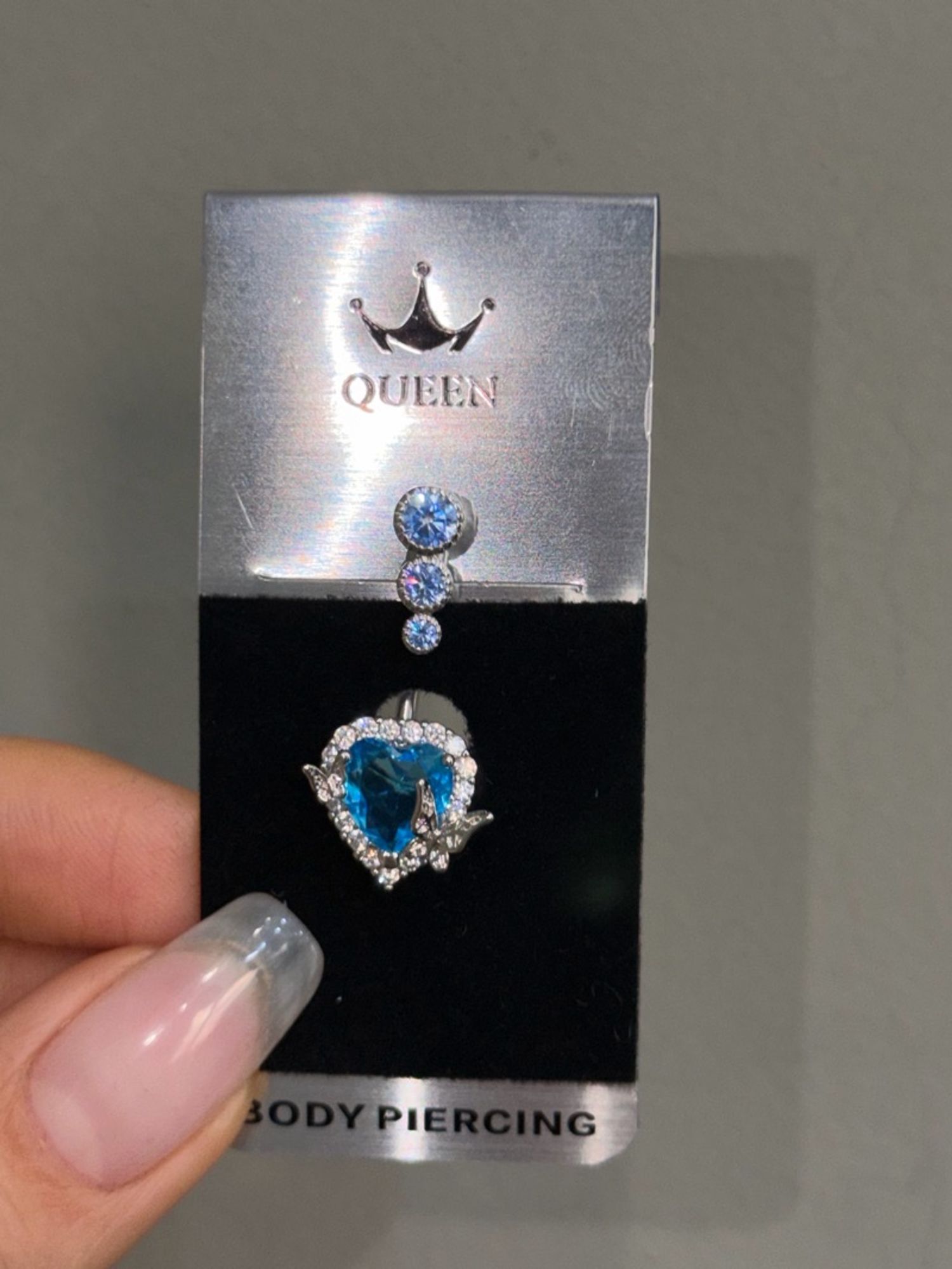 Хүйсний ээмэг 