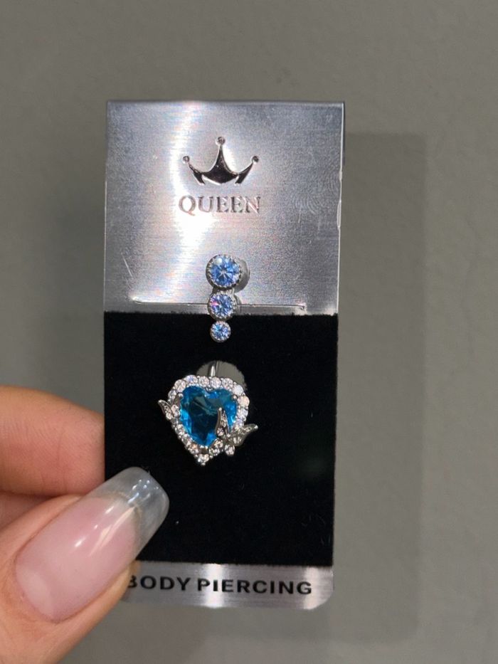 Хүйсний ээмэг 