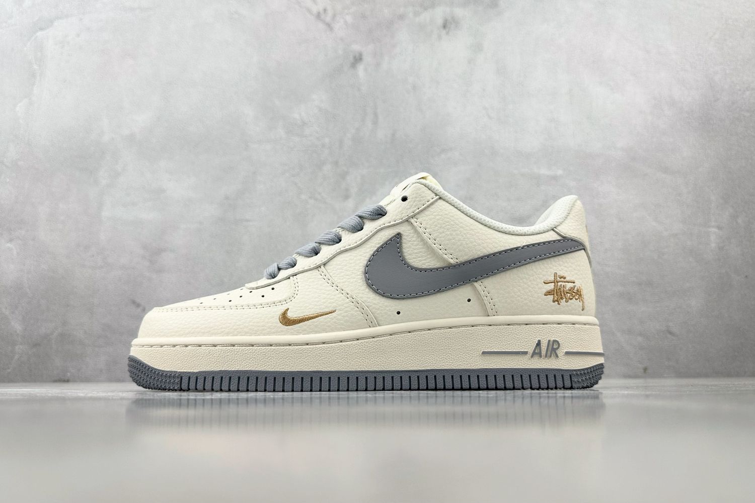 Nike Airforce 1 Low x Stussy 07