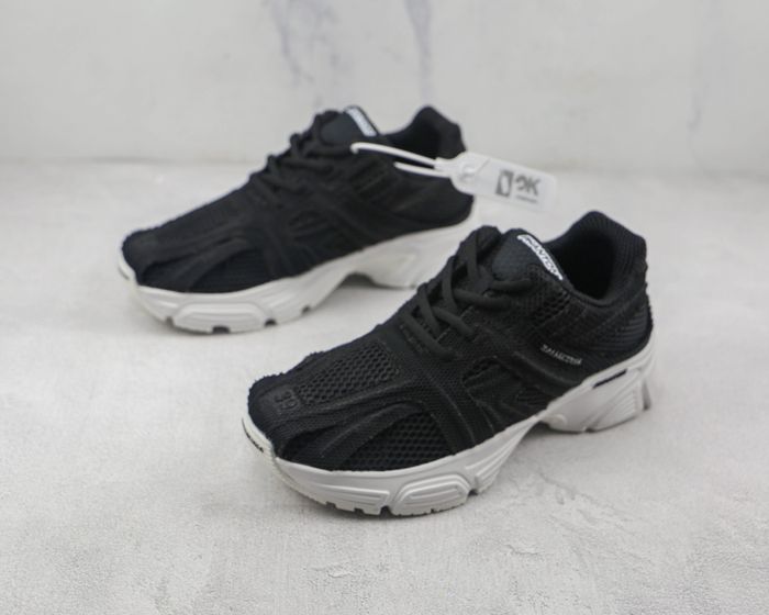 Balenciaga  Phantom Sneaker in Black /White