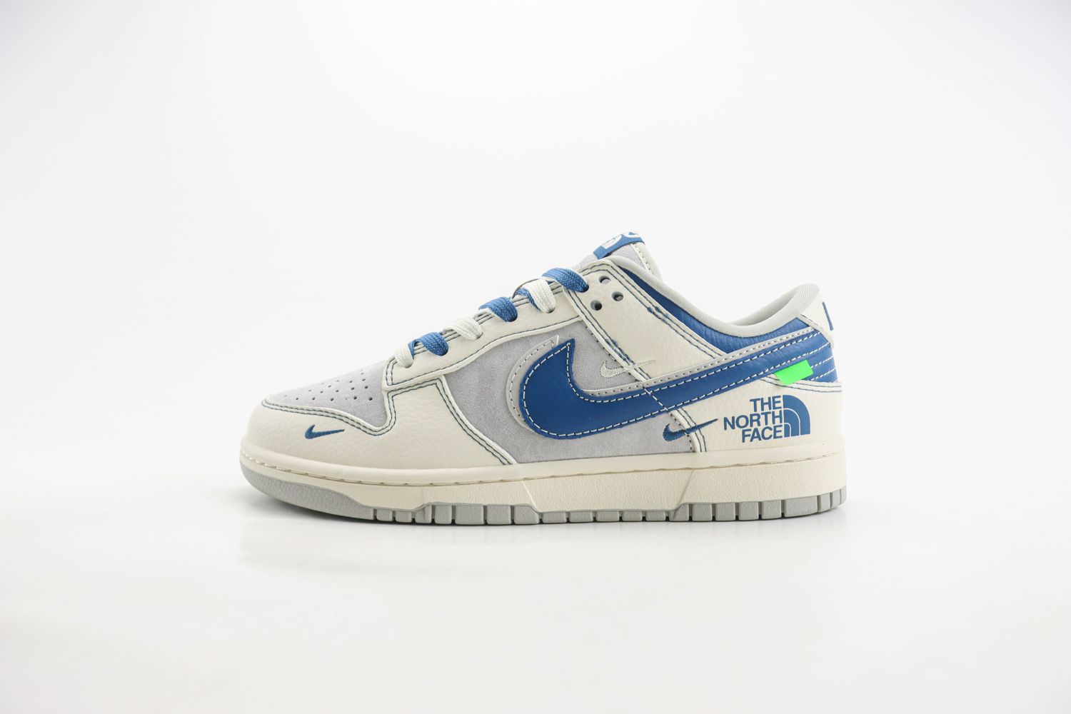 Nike SB Dunk Low x  The North Face 10