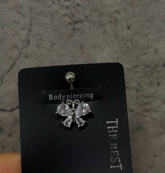 Хүйсний ээмэг 