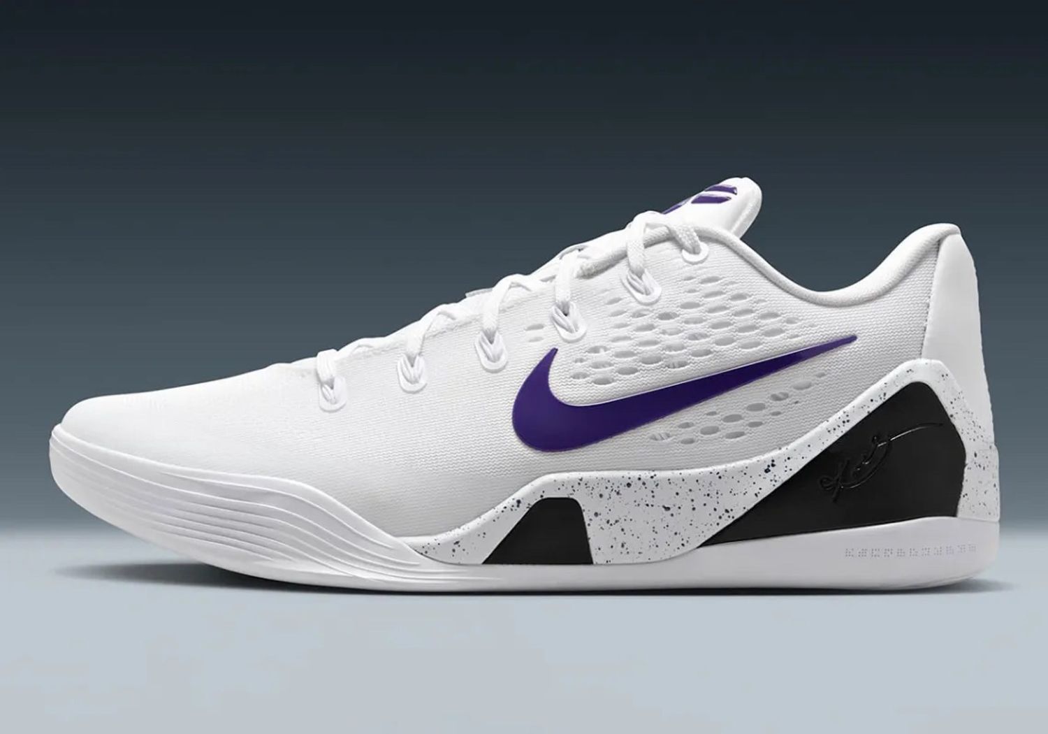 Nike Kobe 9 ELITE Low Protro "White Court Purple"