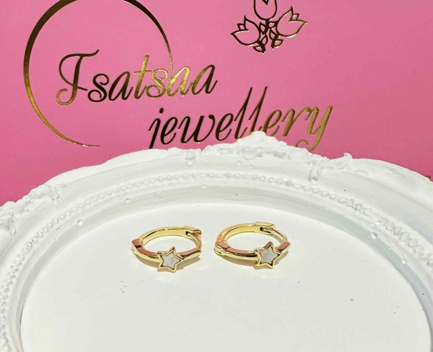 Одтой жижиг цагираган ээмэг