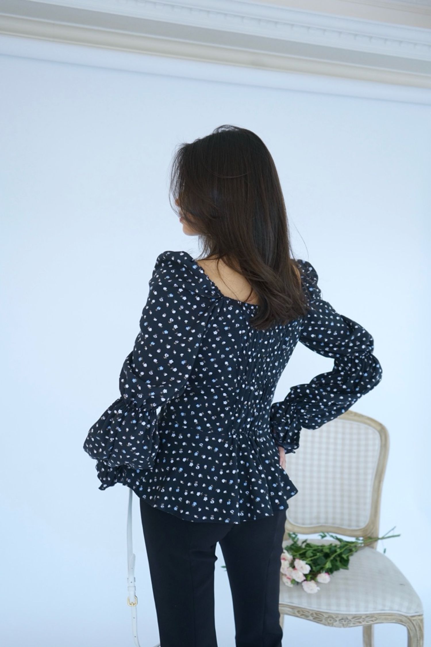 https://cdn.zochil.shop/166939b3-1f59-4a7d-95c6-99b69bd61ea1_t1500.jpg