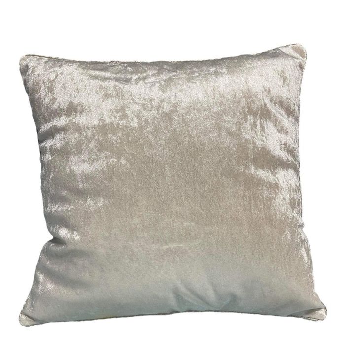 Цайвар торгомс/мөнгөлөг хавч-тай