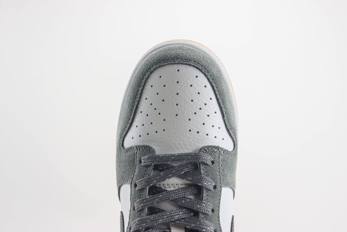 Nike Dunk Low “Smoke Grey” Releases