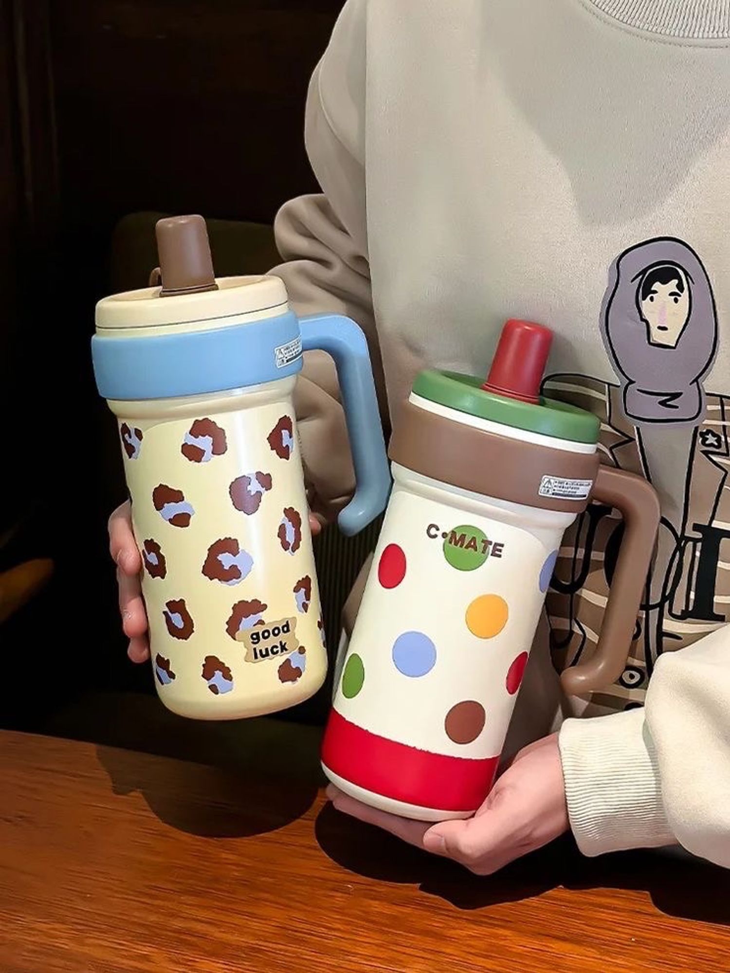 Халуунаа барьдаг усны сав 1000ml