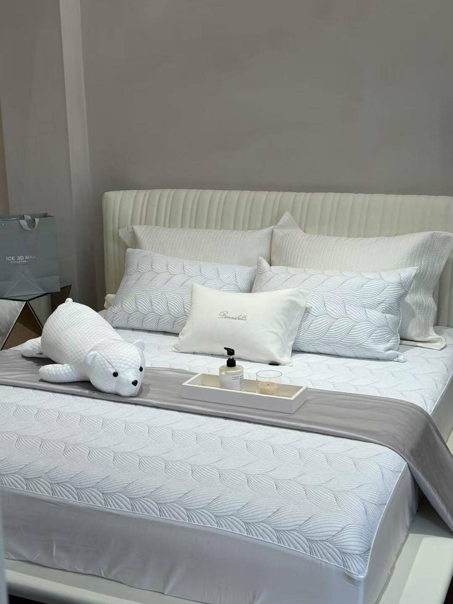 Японы ICE 3D MAX зөөлөн хүйтэн мэдрэмж өгөх угладаг дэвсгэр