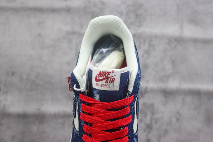 Nike Air Force 1 Low 371