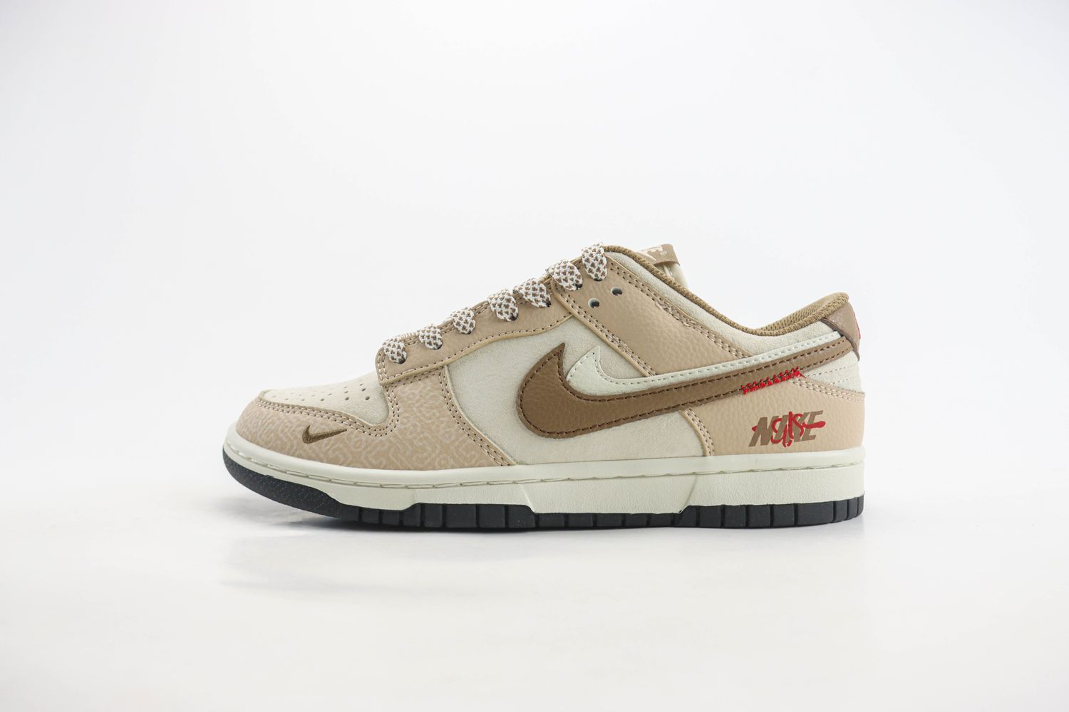 Nike SB Dunk Low 194